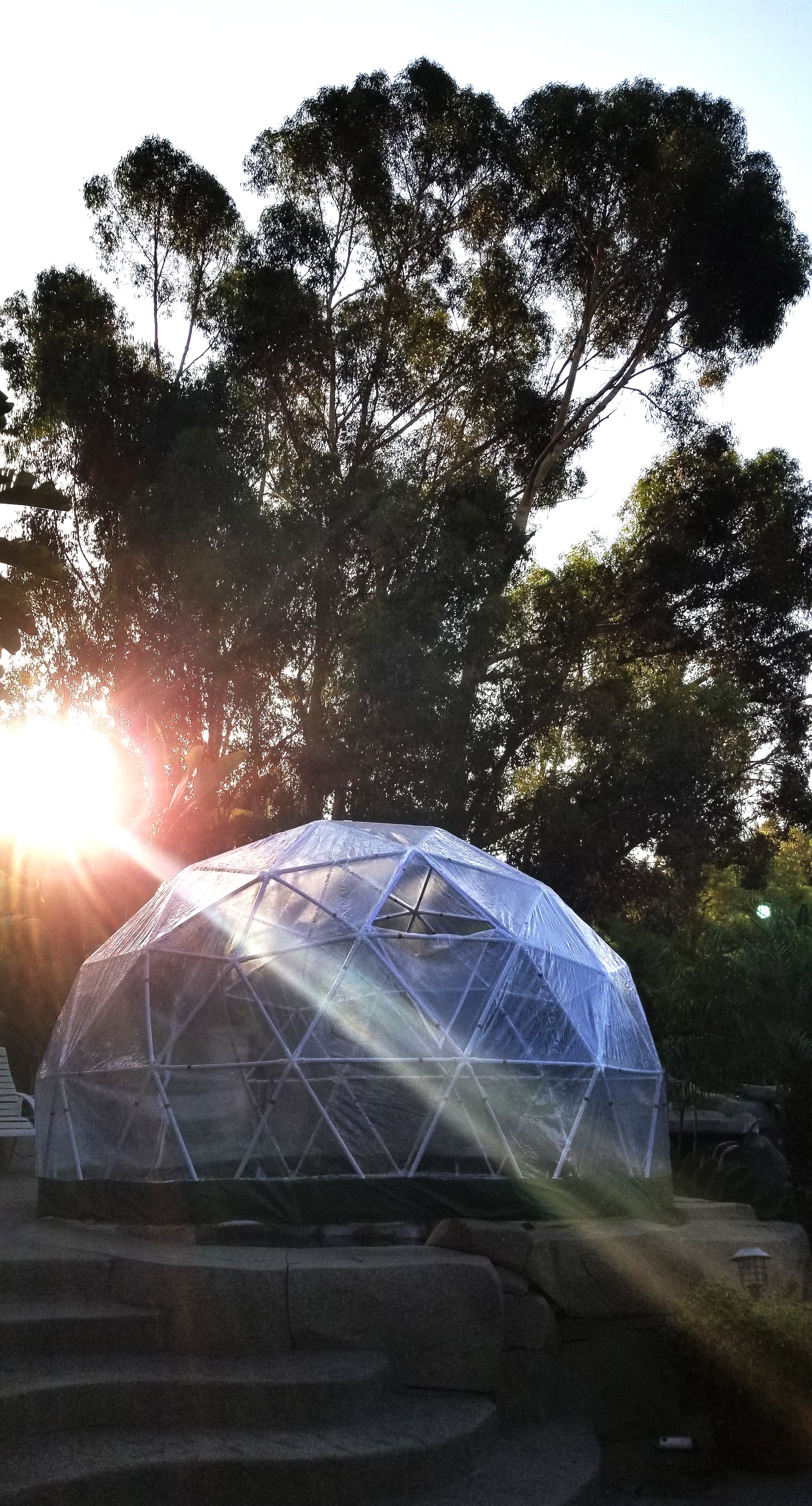 Pre-Owned Standard Bubble Dome 1/2 Inch PVC Hub + Strut + Cover Kits